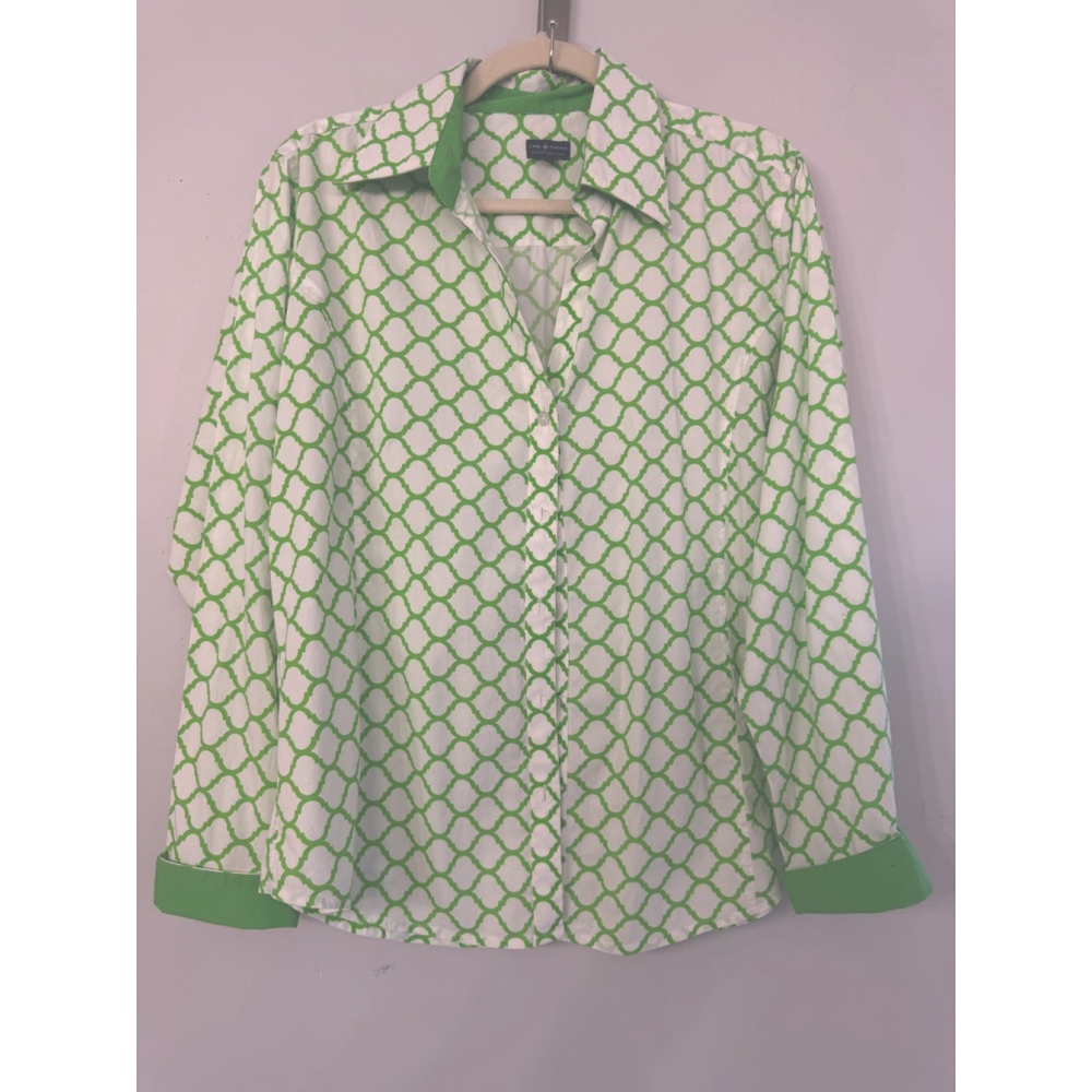 CAPE MADRAS Cape Elizabeth Maine Women’s Large Green White Geometric Button Up